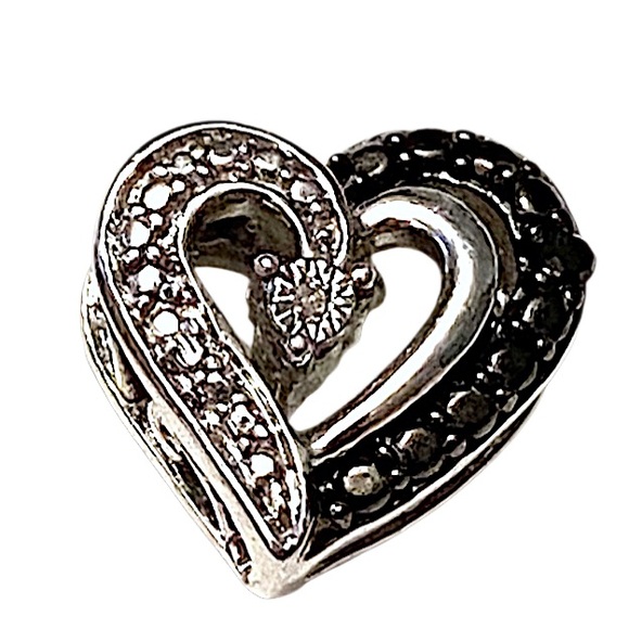 JB Robinson Jewelers Heart Earrings - Picture 3 of 4